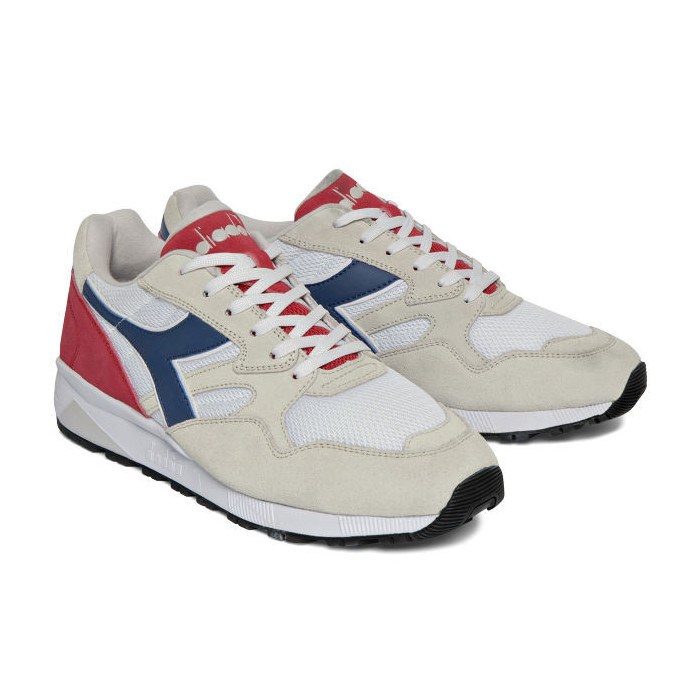 Diadora N902 S