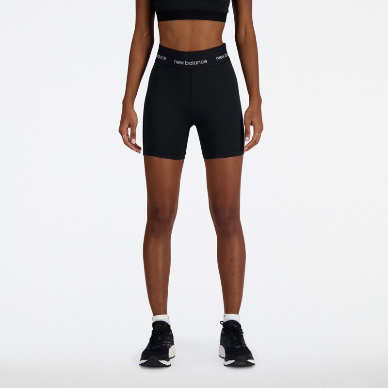 New Balance W Sleek High Rise Biker Short, schwarz