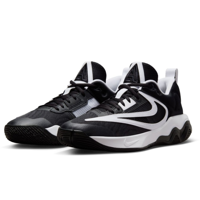 Nike Giannis Immortality 3 Basketballschuh, schwarz/weiss