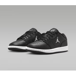 Nike Jordan Court Connect Low Junior Freizeitschuhe, schwarz/weiss