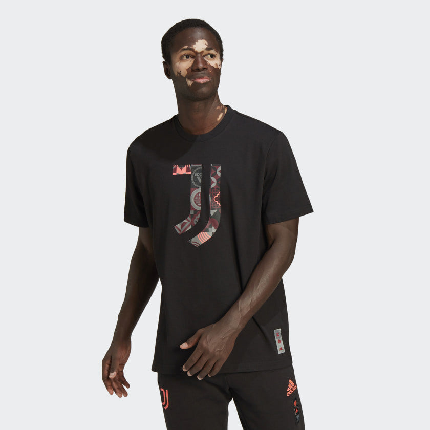 Adidas Juventus Turin Freizeitshirt 2021/22