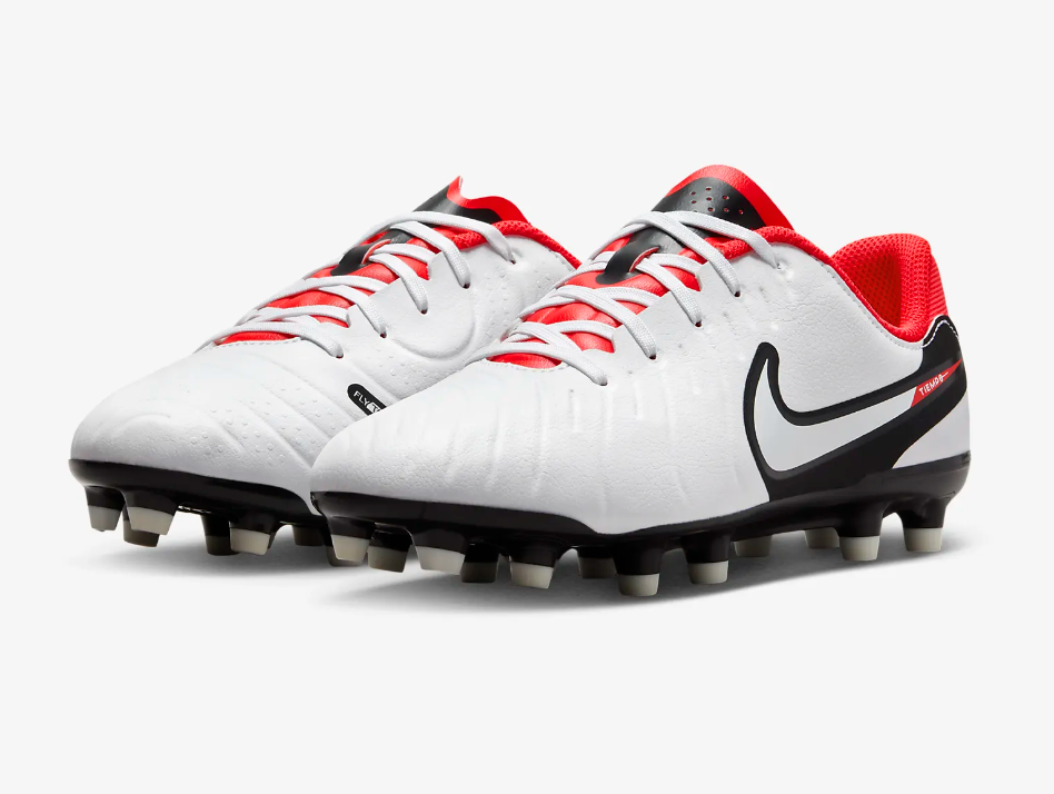 Nike Tiempo Legend 10 Academy Junior Fussballschuh, weiss/schwarz