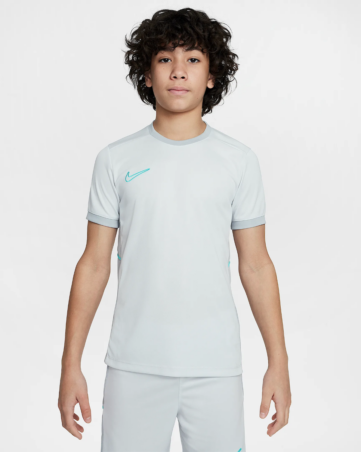 Nike Academy Fussballoberteil mit Dri-FIT-Technologie, photon