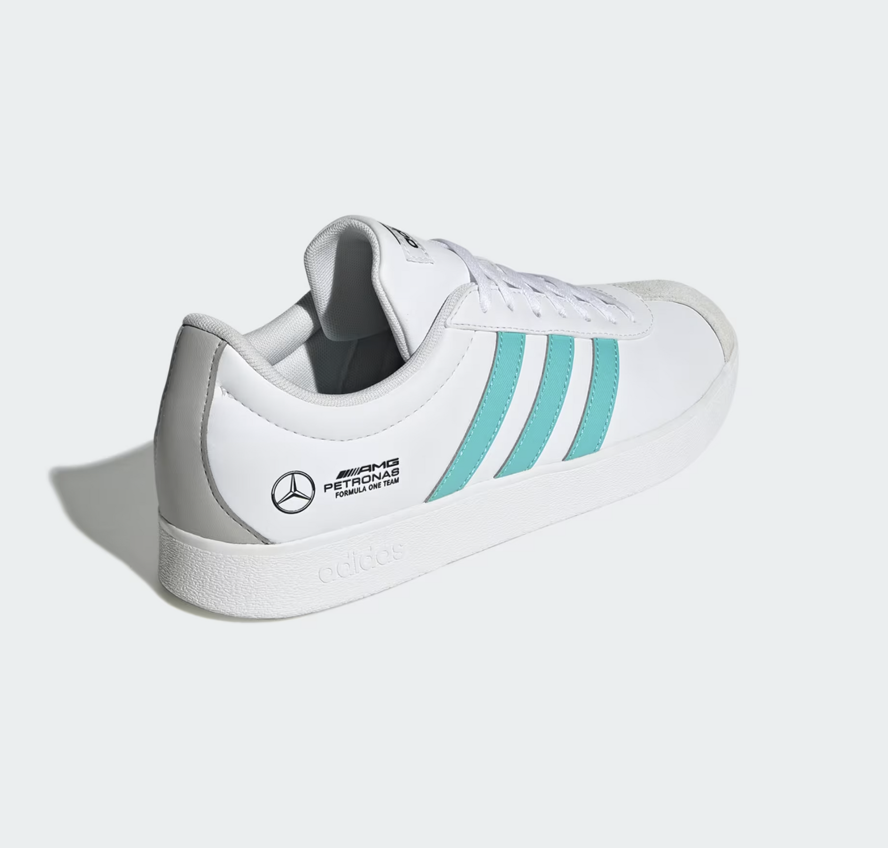 Adidas Mercedes - AMG Petronas Formula One Court Base Herren Freizeitschuh, weiss/mint