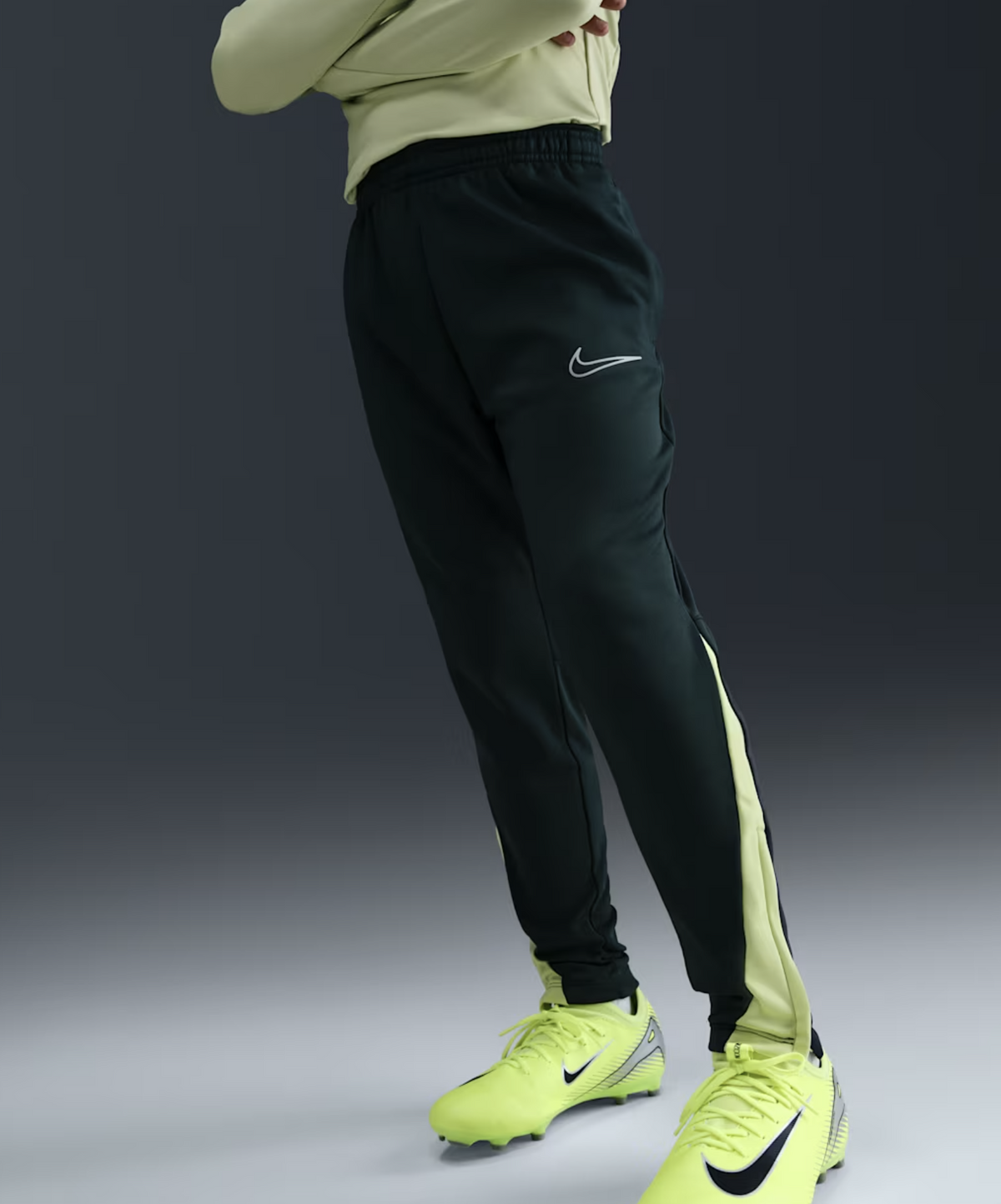 Nike Therma-FIT Academy Fussballhose Junior, seaweed/limelight