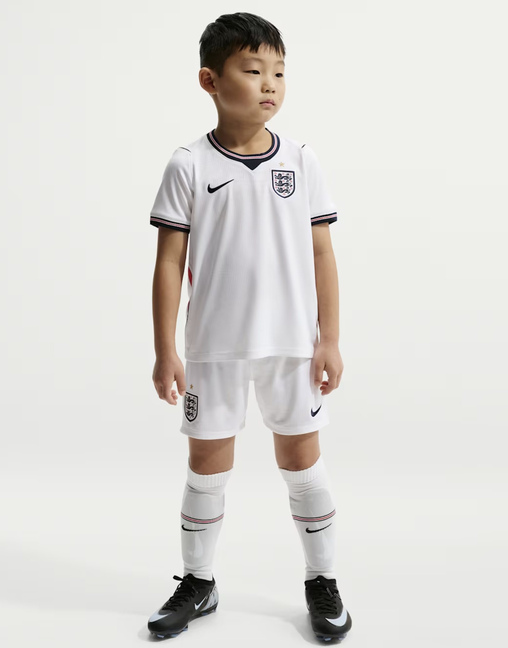 Nike ENT England Stadium Home Mini-Set 2026