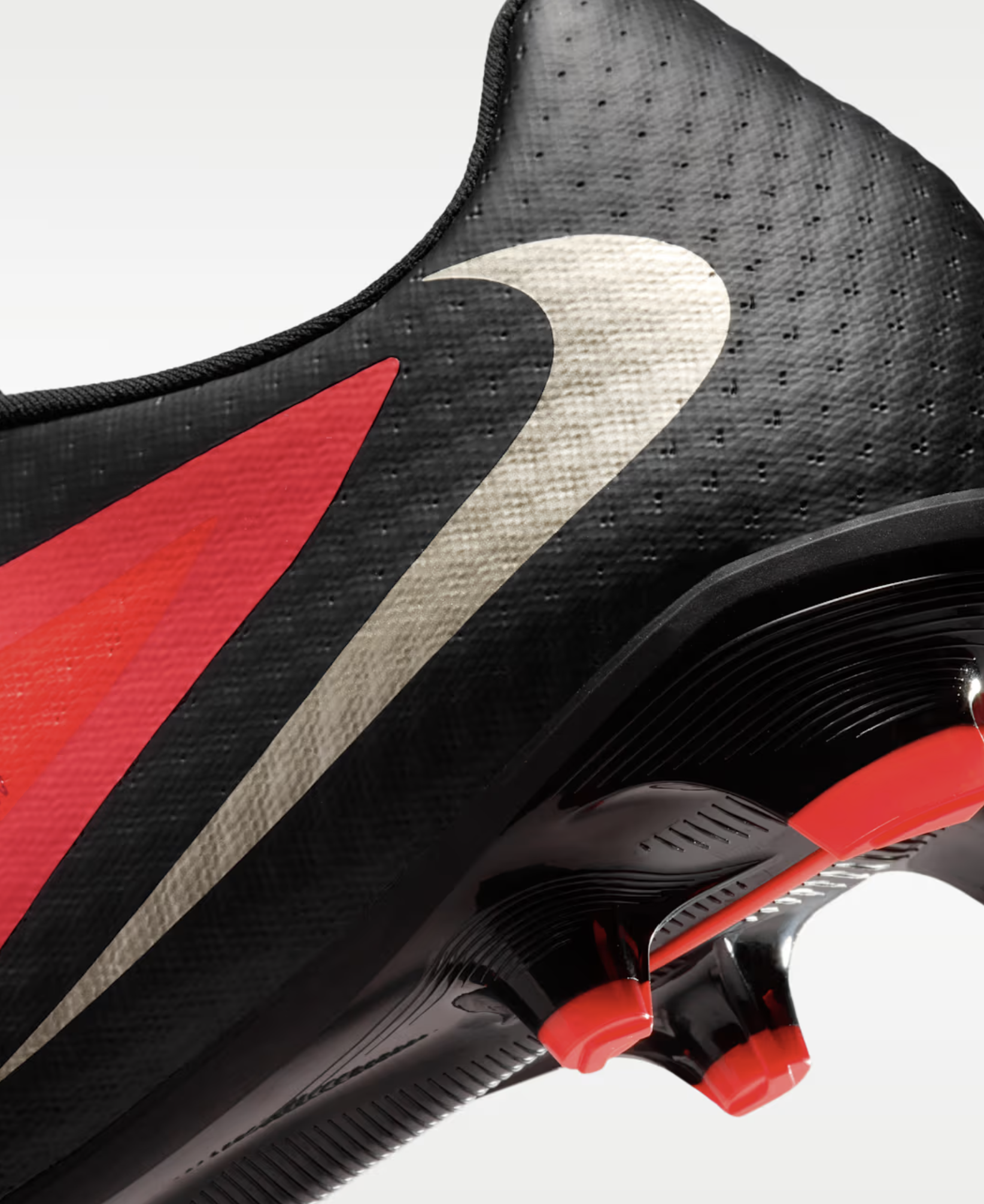 Nike Phantom 6 Low Academy FG/MG Fussballschuh, rot/schwarz/gold